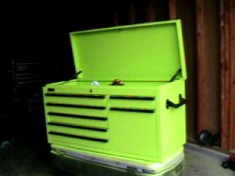 how to repaint a metal box|repainting a tool box.